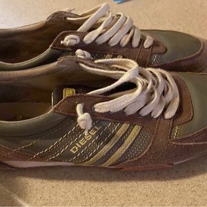 Brand New Mens Size 11 Diesel Parapat Size 11 Walking Shoes